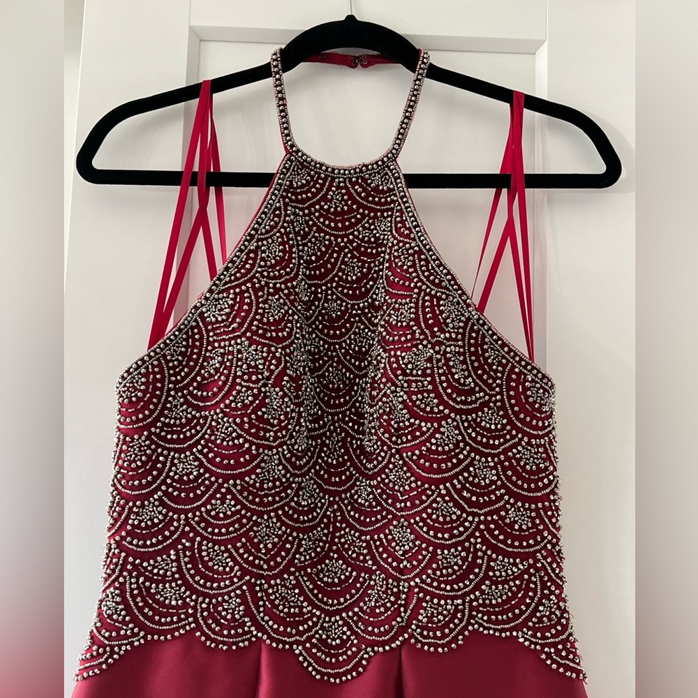 Faviana prom dress with gorgeous bedding!